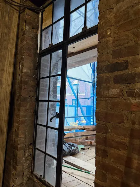 Clearing Steel Window